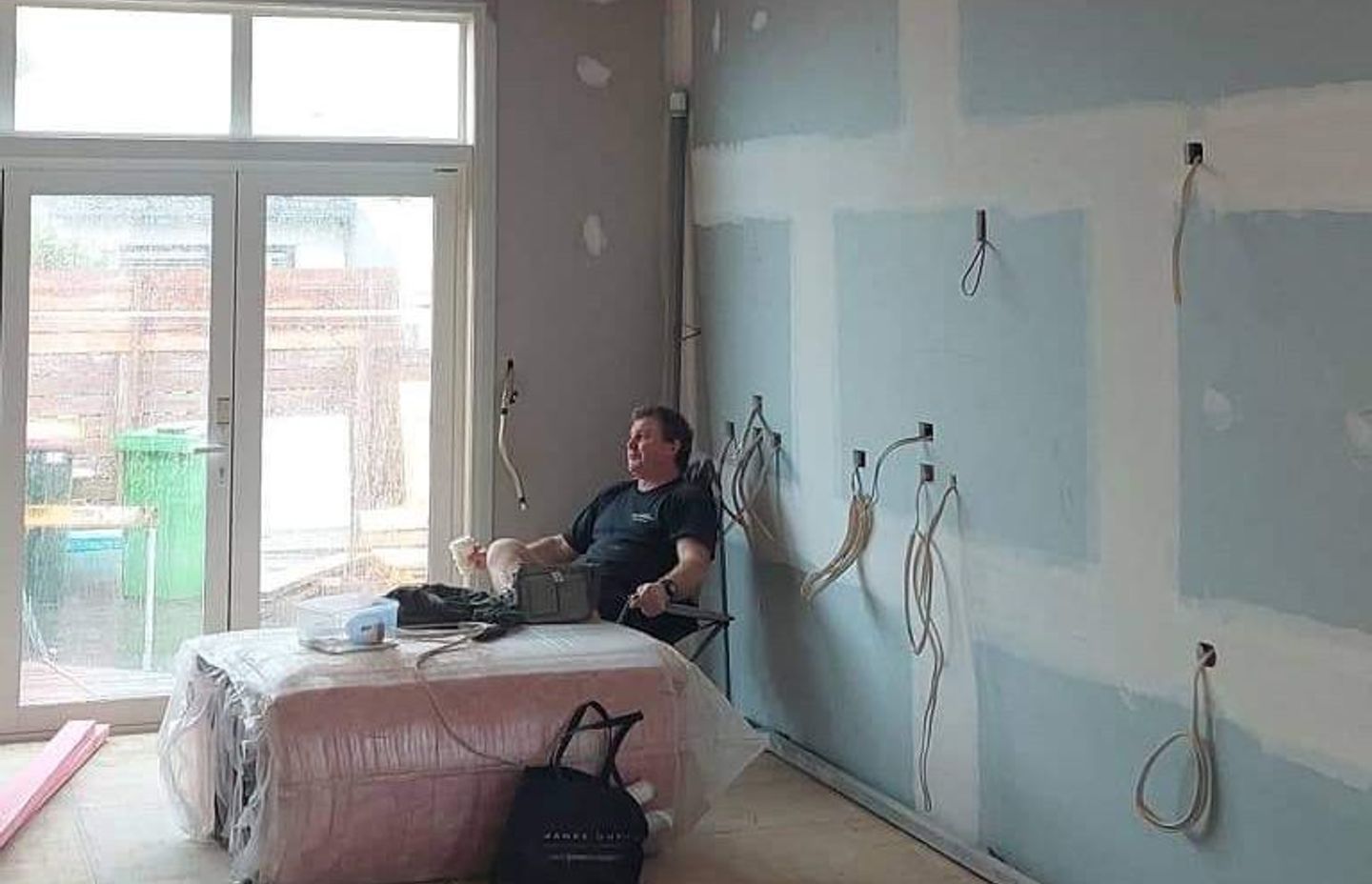 The GIB puzzle and a trusted tradie. Photo credit: Hello Home Interiors.