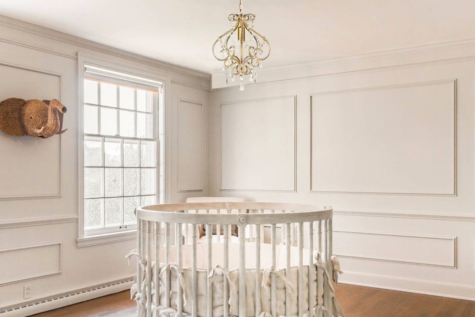 Darling | Chandelier - Gold
By Ivory & Deene