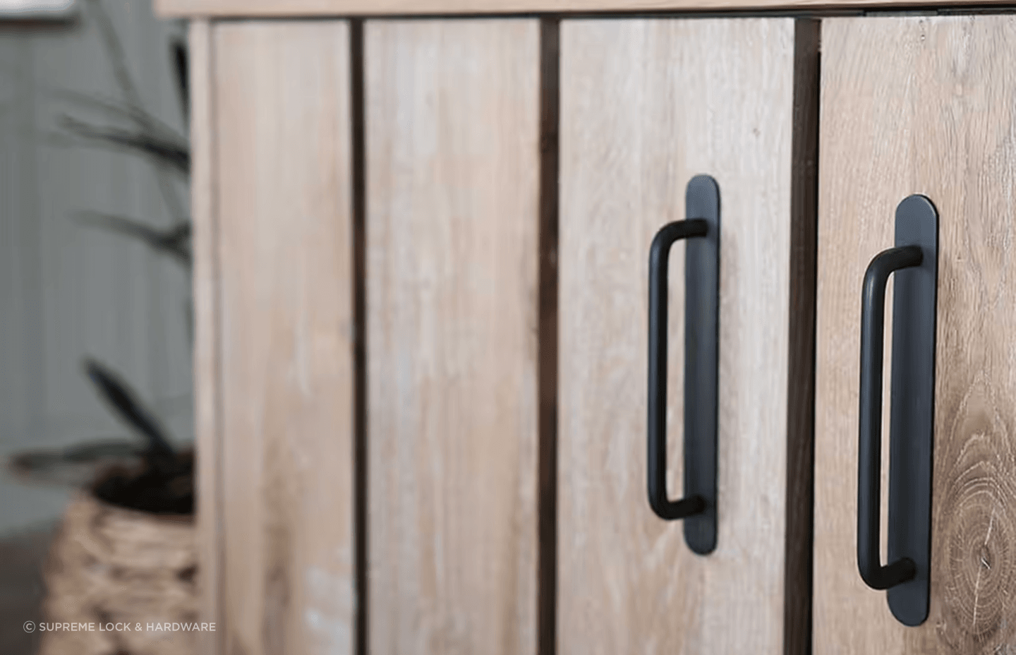 The Kilburn Handle can be easily retrofitted to existing door panels due to the handy backplate that covers holes.