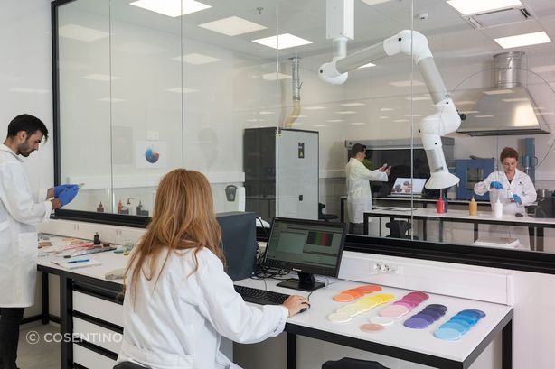 LabsCenterRDCosentino-1.jpg