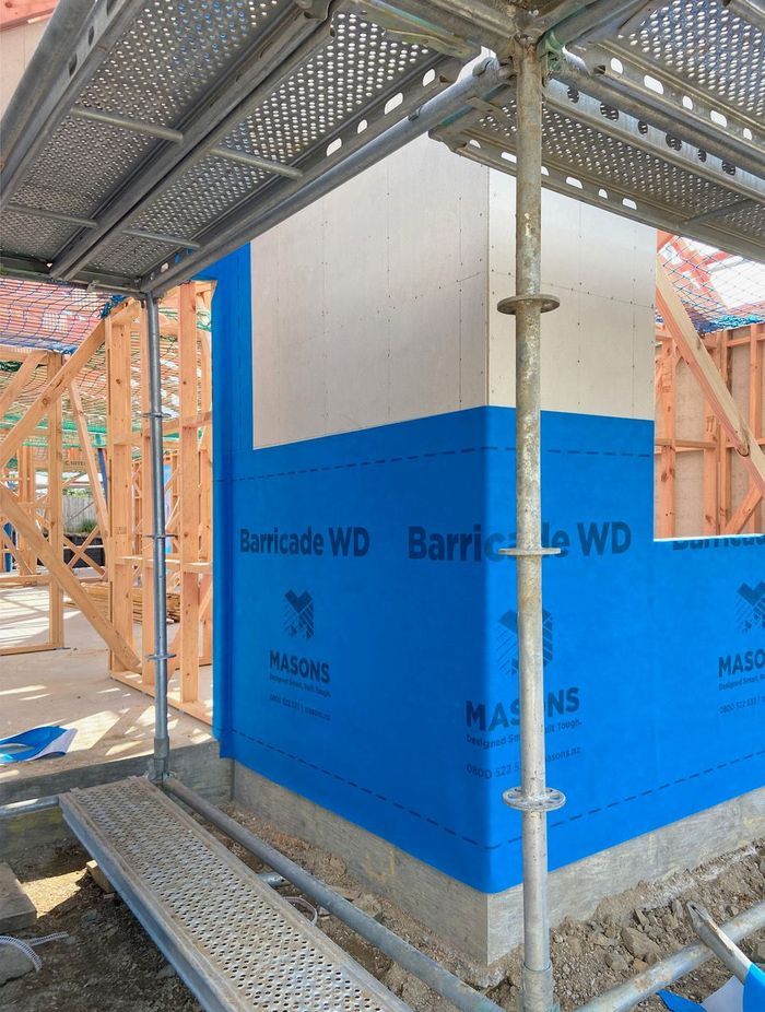 Masons Barricade WD contributes to the building moisture management design, providing a substantial secondary defense against the intrusion of moisture and air over the lifetime of the building.