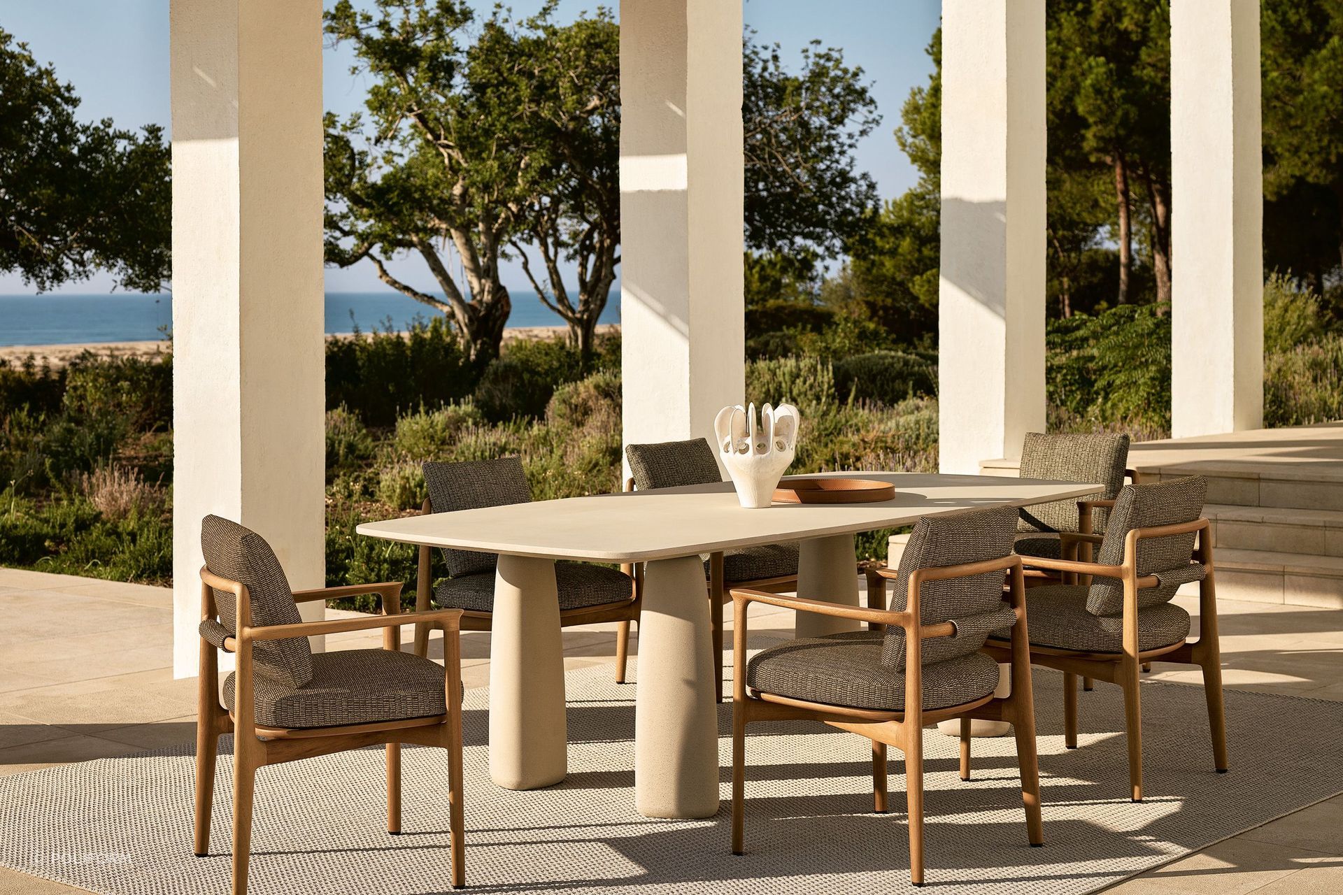 PoliformOutdoorMonolithMagnolia07.jpg