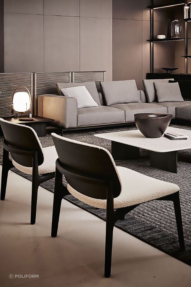 The Curve, a wooden chair with a light structure, fits in many spaces