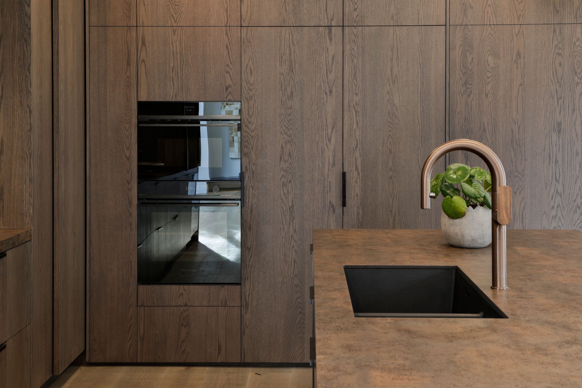 Prime Veneer, Toitū American White Oak Rustic.