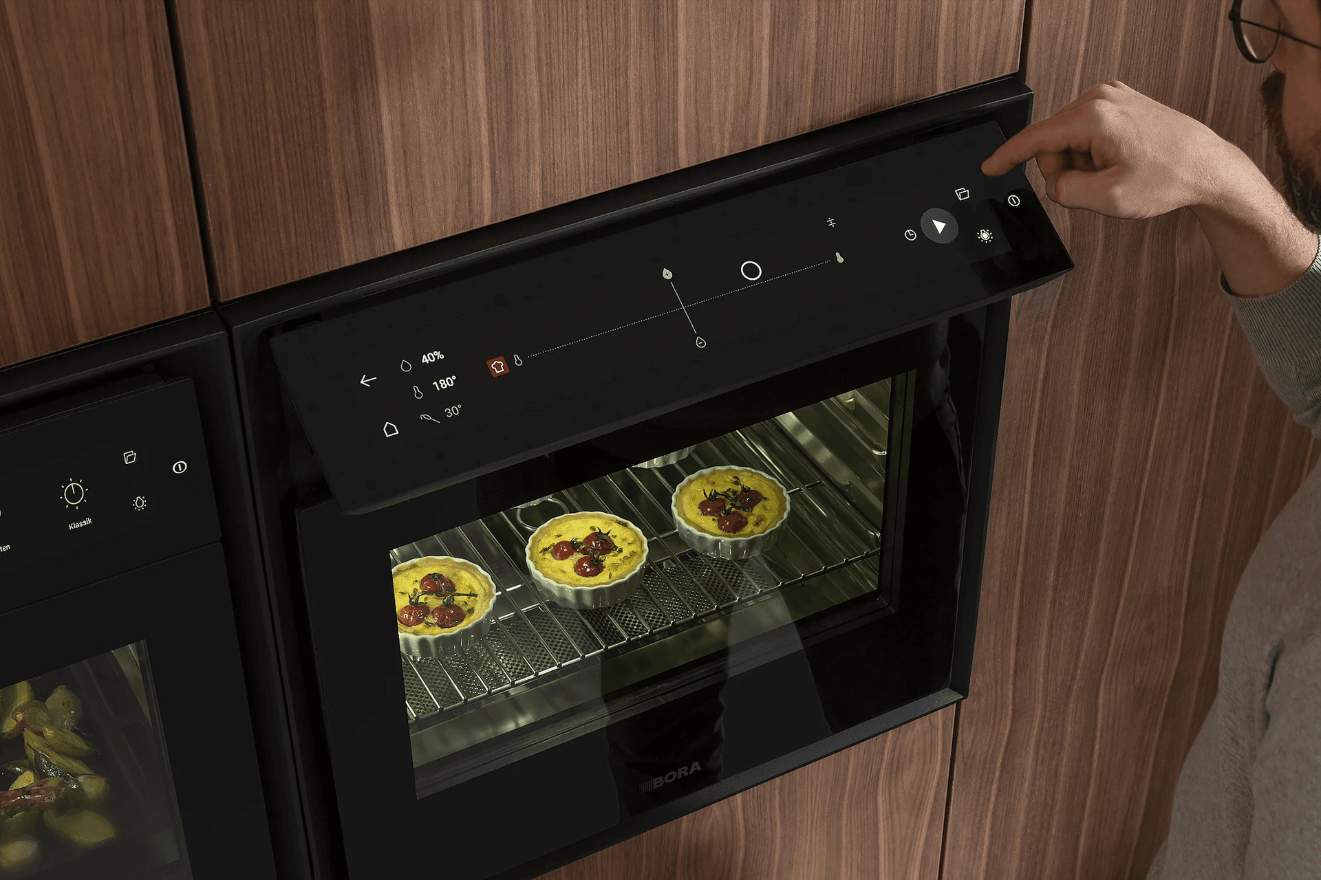 The BORA X BO has numerous preset programmes and an intuitive user interface.