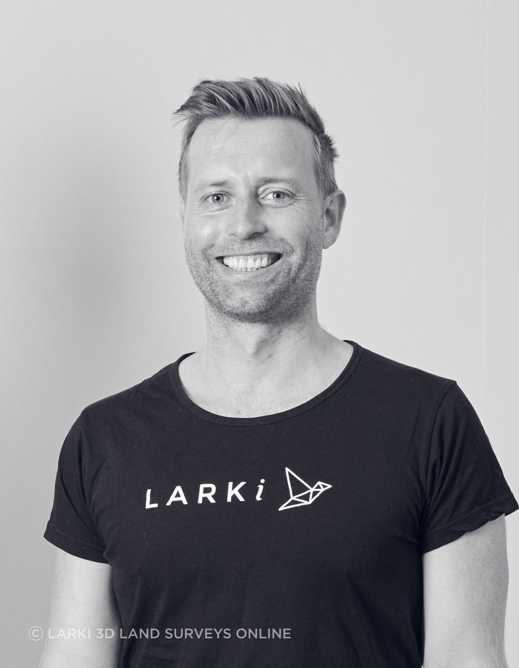 Simon Cookes, CEO of LARKI.