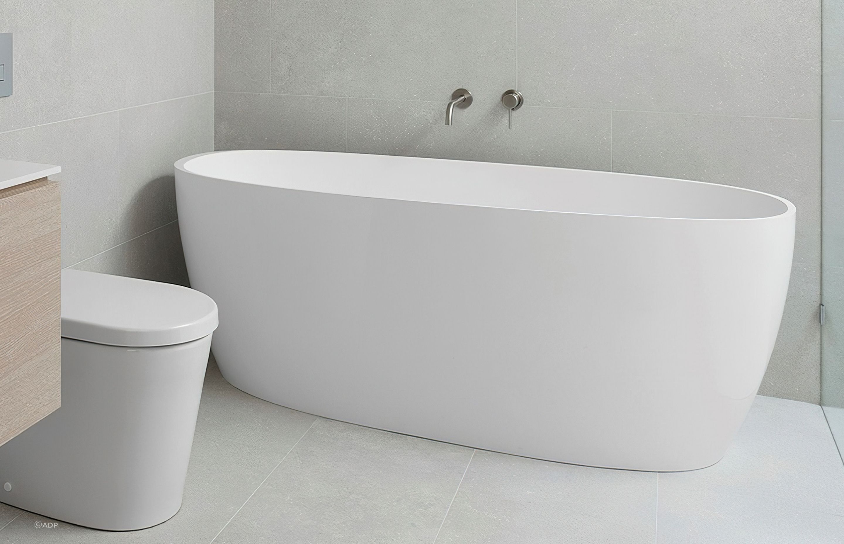 With a 370L capacity, the Submerge Bath offers a deep and soothing bath experience.
