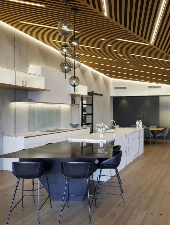 “With a high CRI output, Ribbon Lighting accurately renders colour and material finishes for true-to-life illumination. The Tunable White option allows seamless adjustment from warm, inviting tones to crisp, cool light — ideal for shifting the mood or matching the changing quality of daylight."