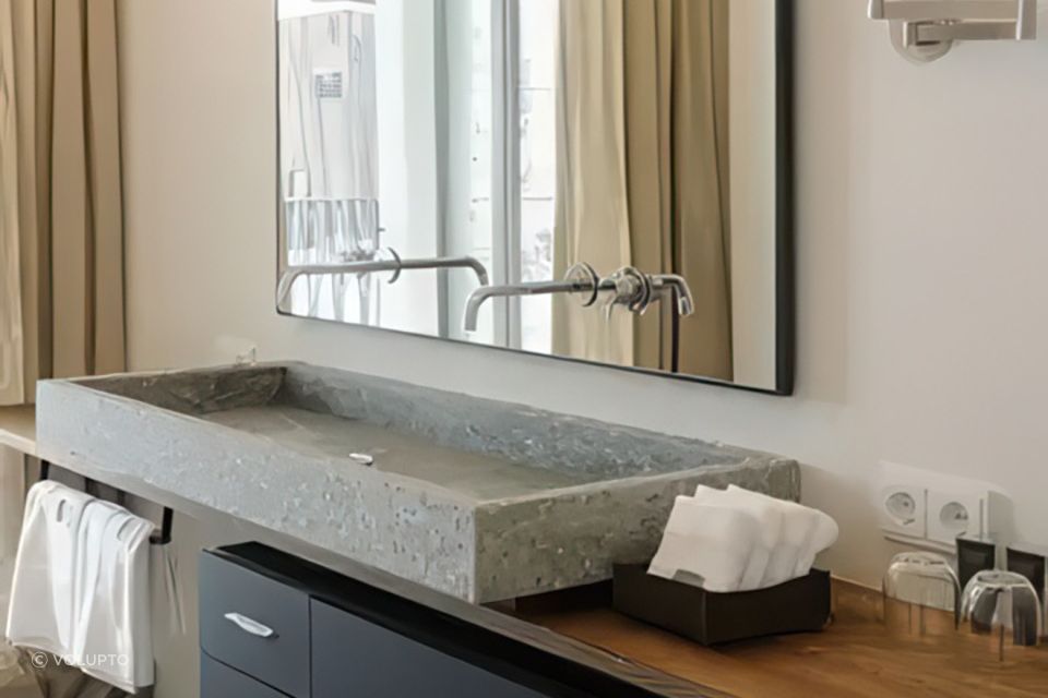 Custom Integrated Vanities &amp; Cabinets
By Volupto