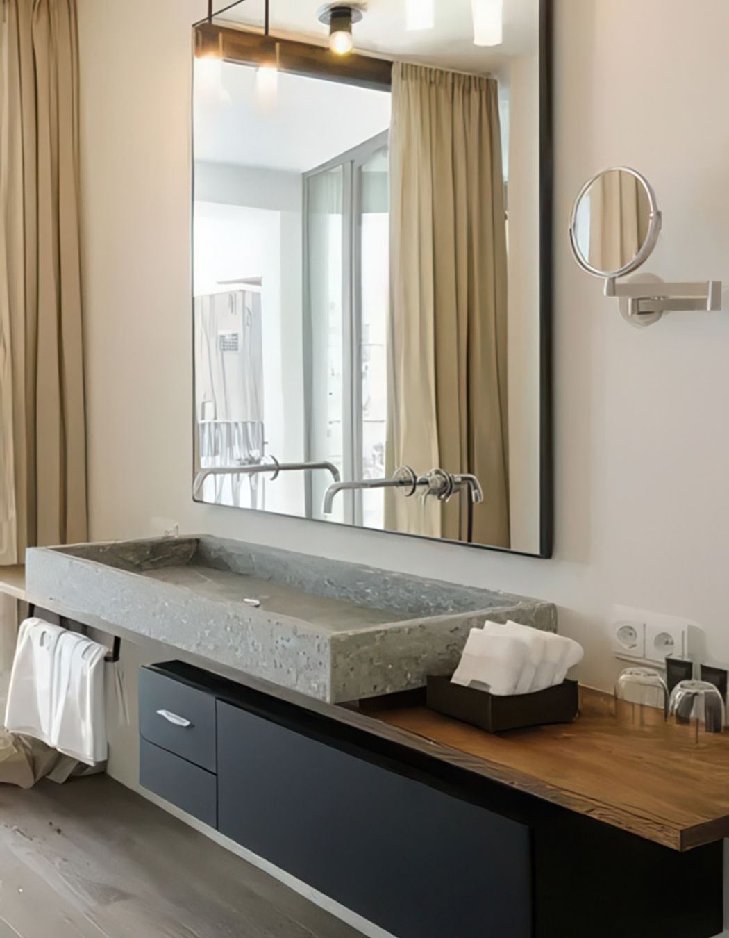 Custom Integrated Vanities &amp; Cabinets
By Volupto