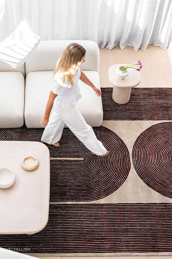 Viper Rug in Currant