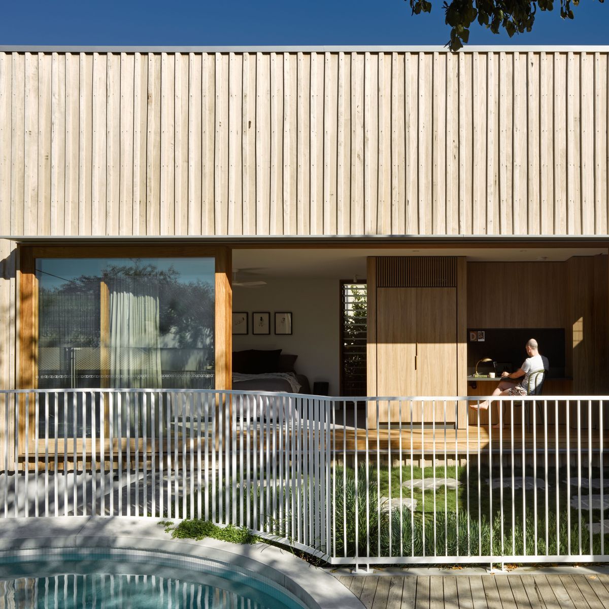 A marriage of quality and convenience: Heka Hoods’ new Express Awning System is ready-made for your project