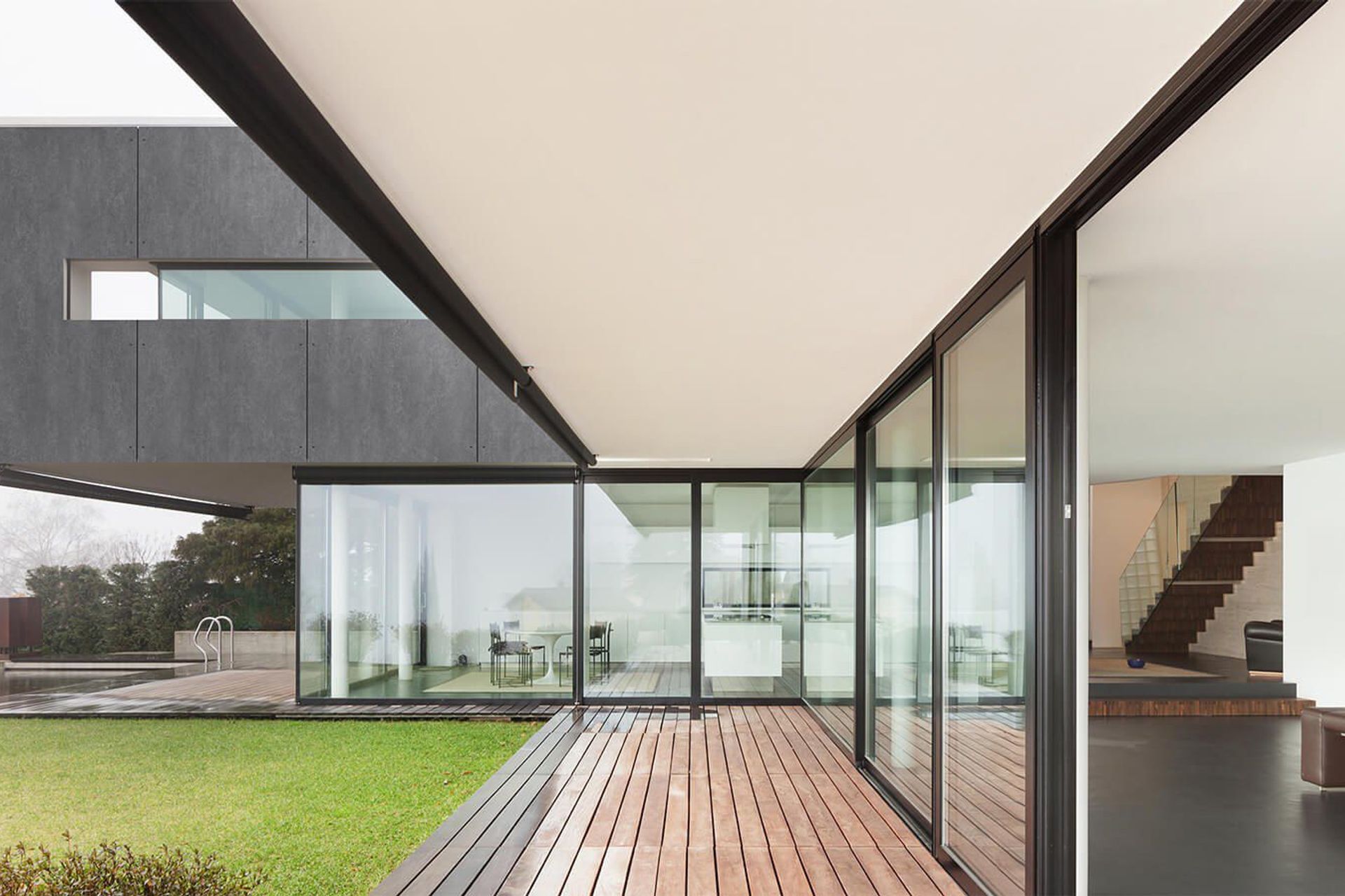 The panels are suitable for residential and commercial projects.