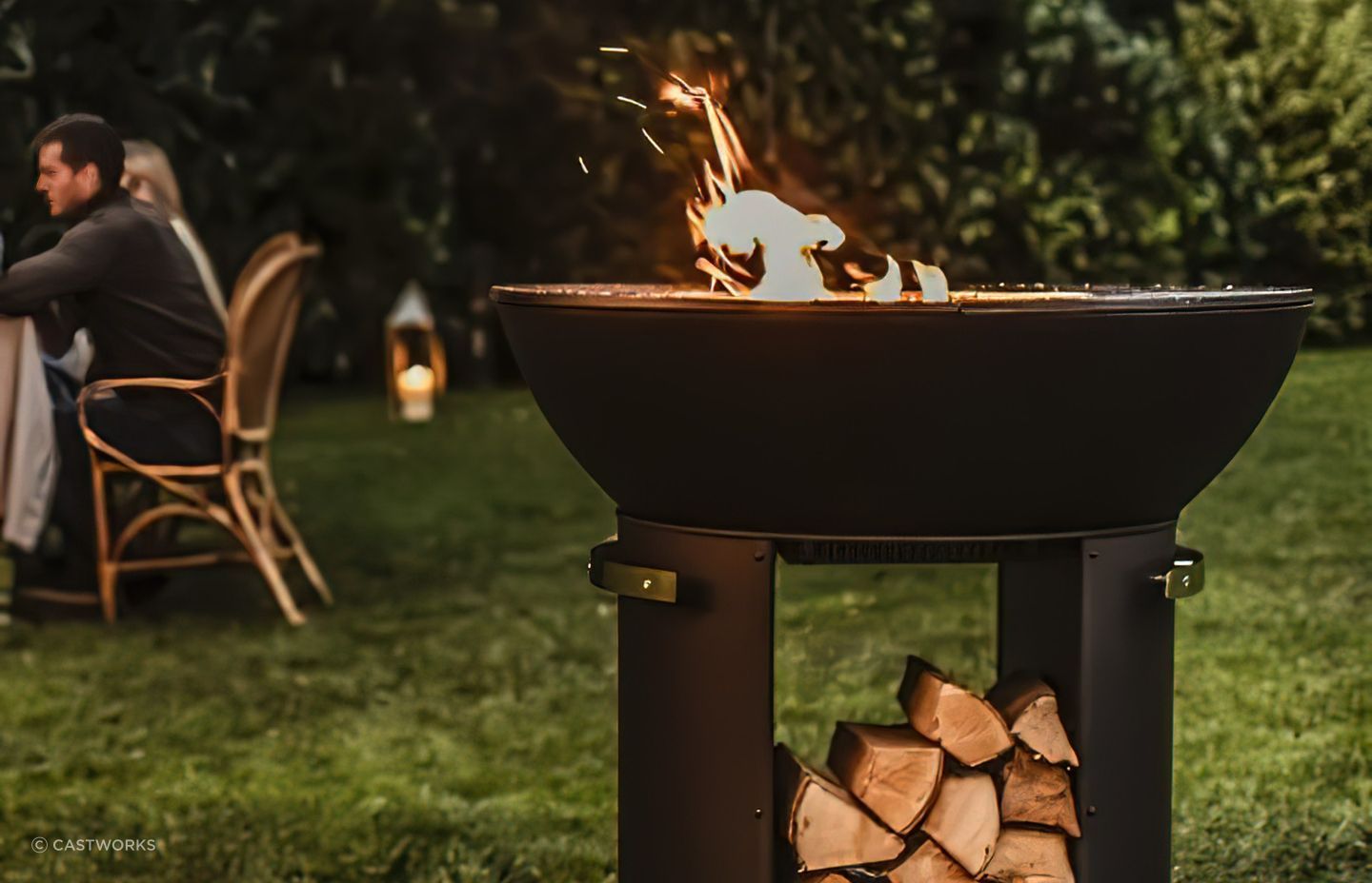 hergom-zenith-cast-iron-fire-pit.jpg