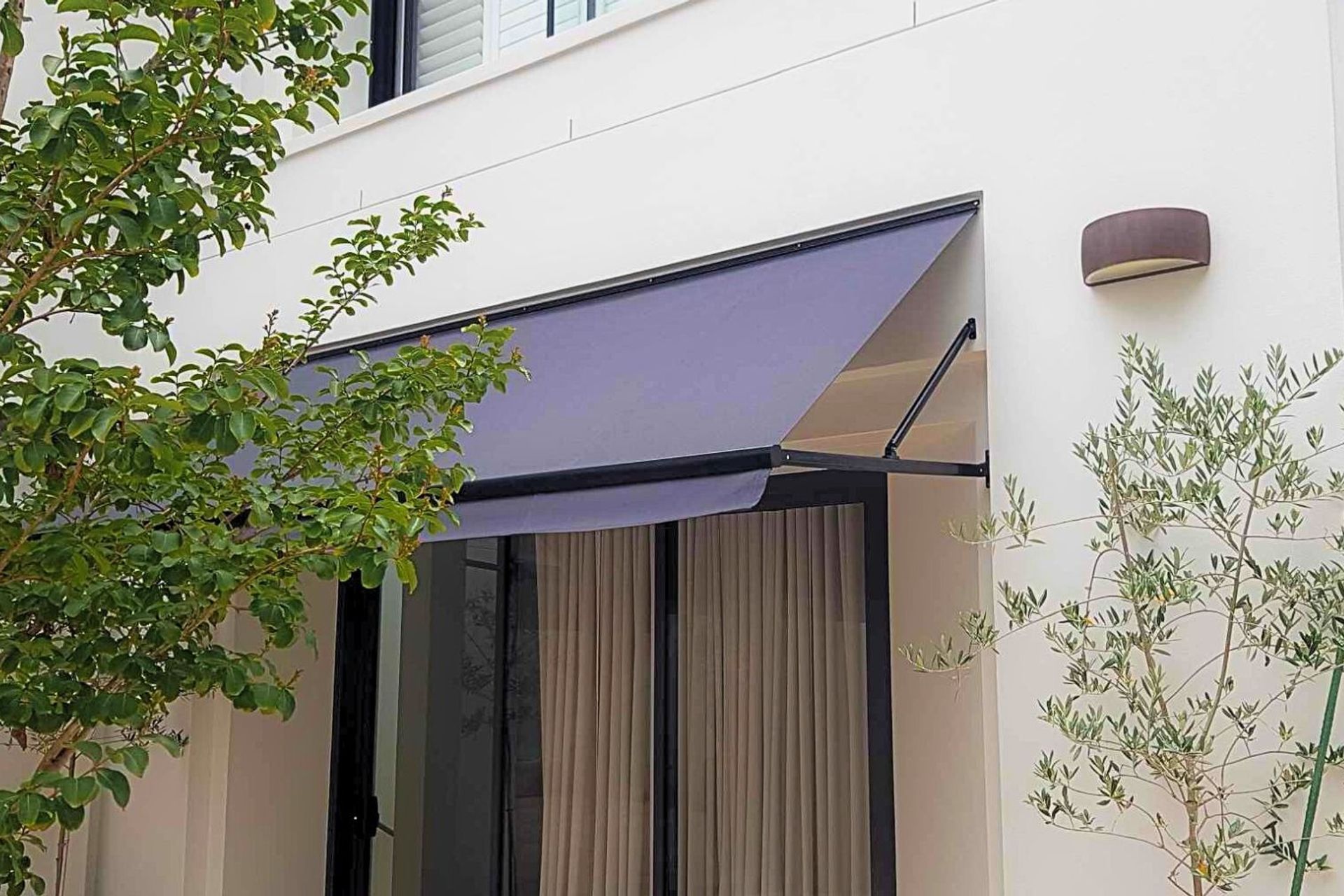 imgi51Fixed-Pivot-Arm-Awning-by-Outdoor-Blinds-and-Awnings-OBA-Header-Image.jpg