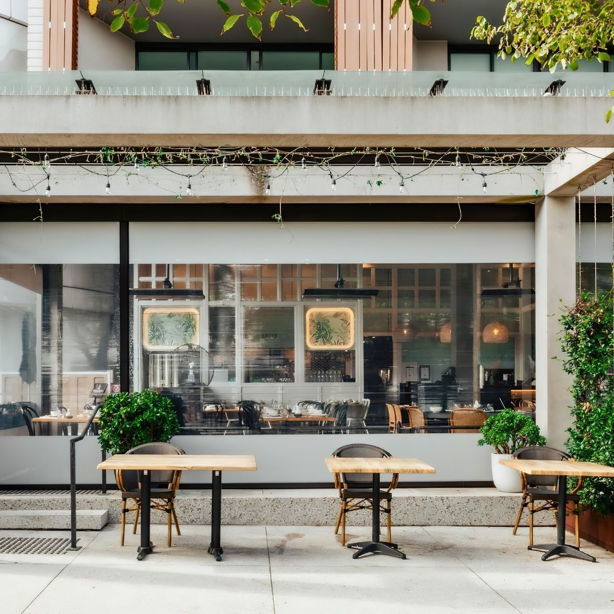 From large-scale commercial to high-end residential, Sydney’s bespoke outdoor shade designers can do it all