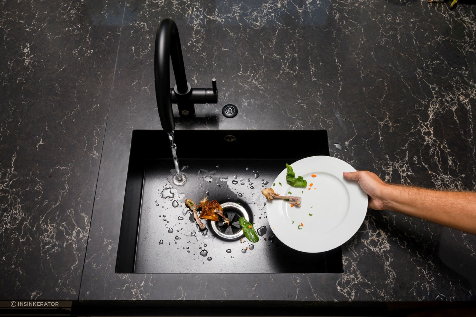 insinkerator-evolution-250-lifestyle-10-high-res-v2.jpg