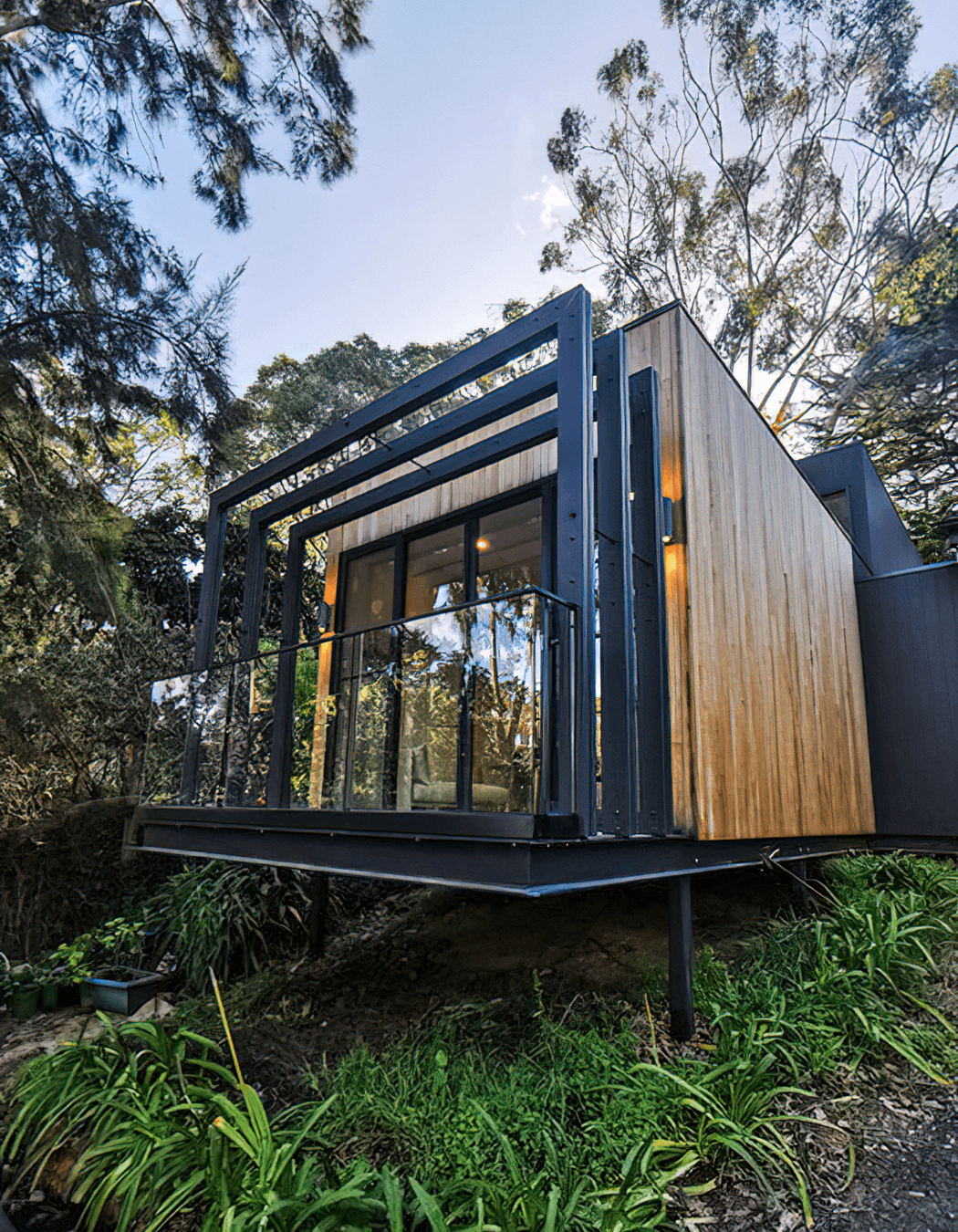 Piccadilly Retreat by Deslandes Design