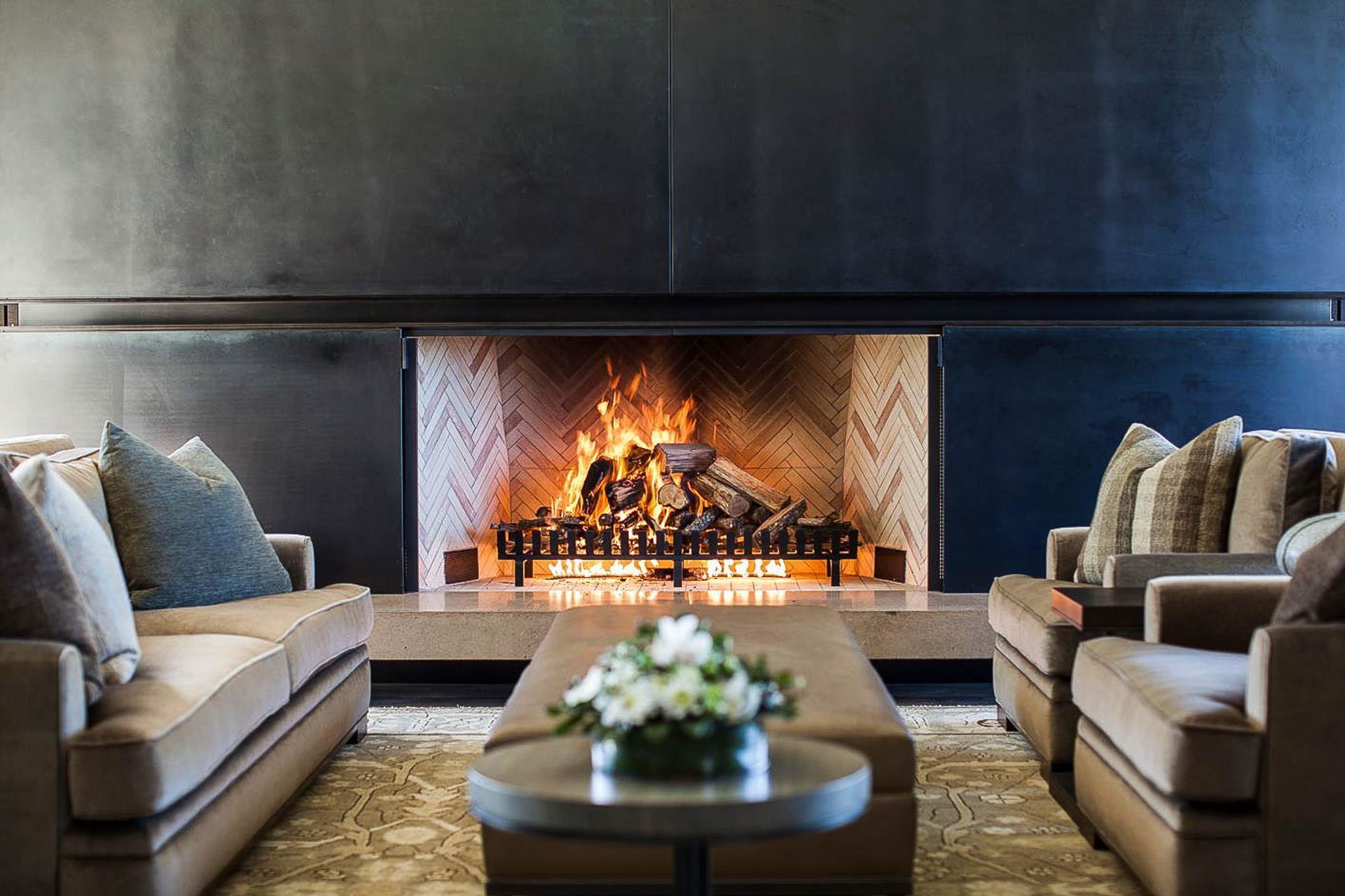 Lavish and luxurious options like this Indoor Wood Traditional Fire only ever come from the very best professionals.