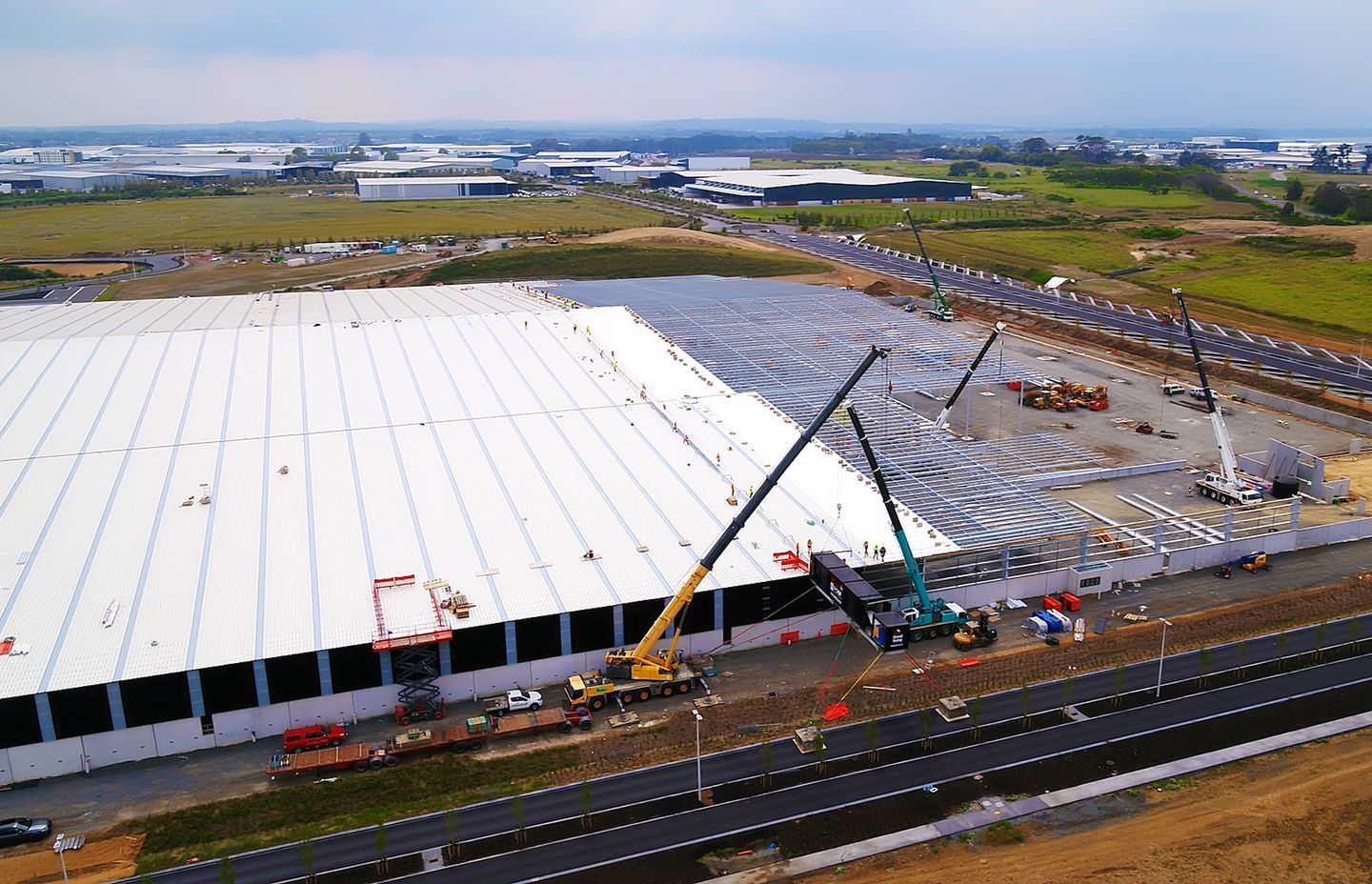 Roll to Roof: The future of large-scale industrial roof installations