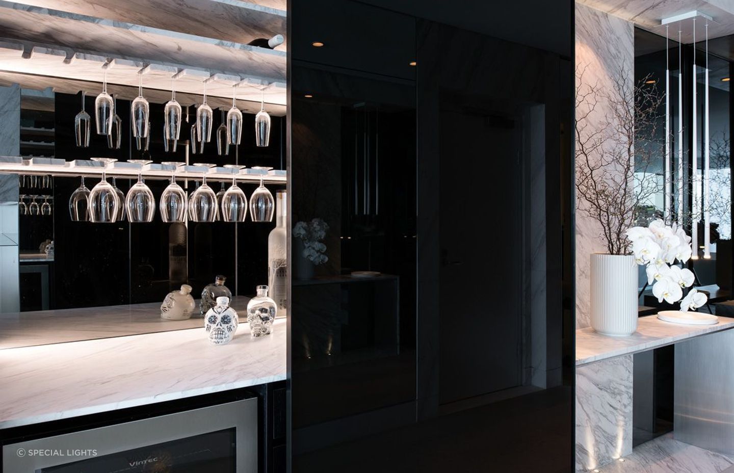 Shining a light on glassware at a private residence in Bondi - Photography: Thilo Pulch - Pulch Photography