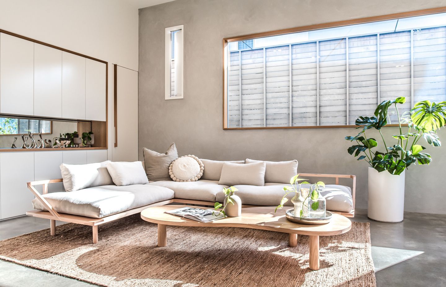 Sunshine Beach House by Sealand Architects | Photography by Jared Fowler and Emma Bourne