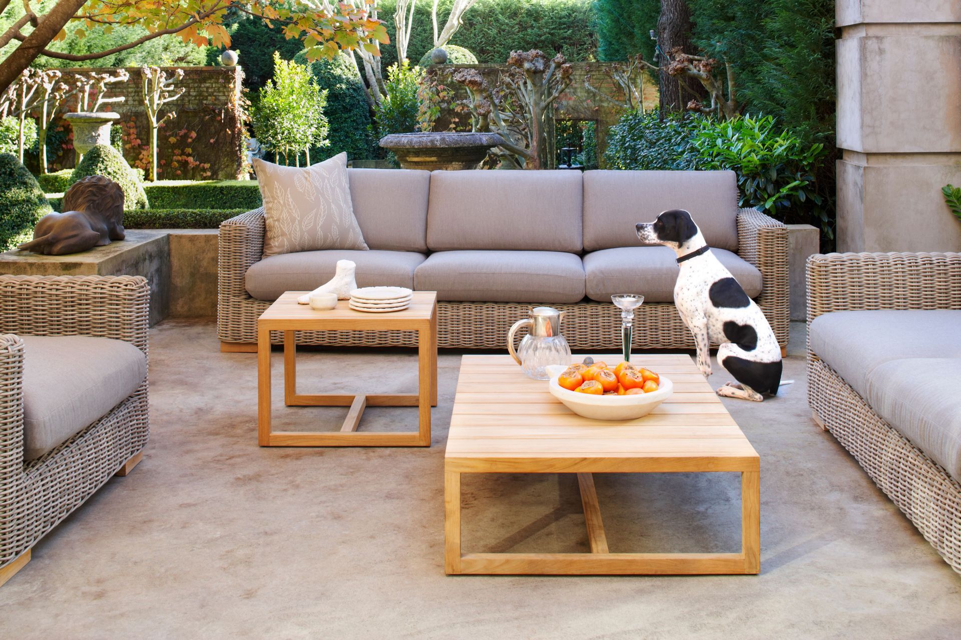 This modern coffee table offers perfect place to enjoy an evening snack on warm summer evenings.