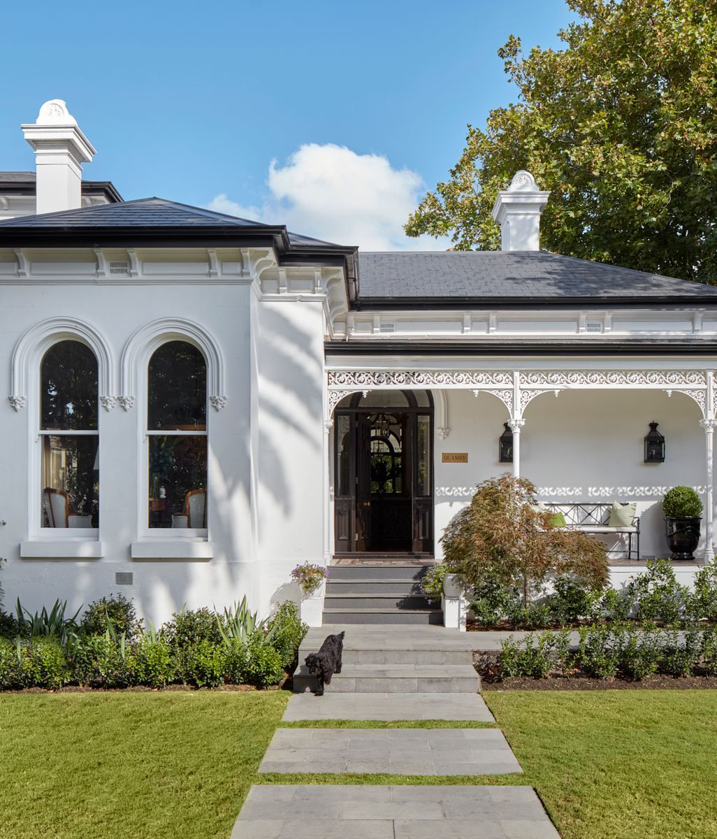 Building & renovating in a heritage context: replicate or reinterpret?