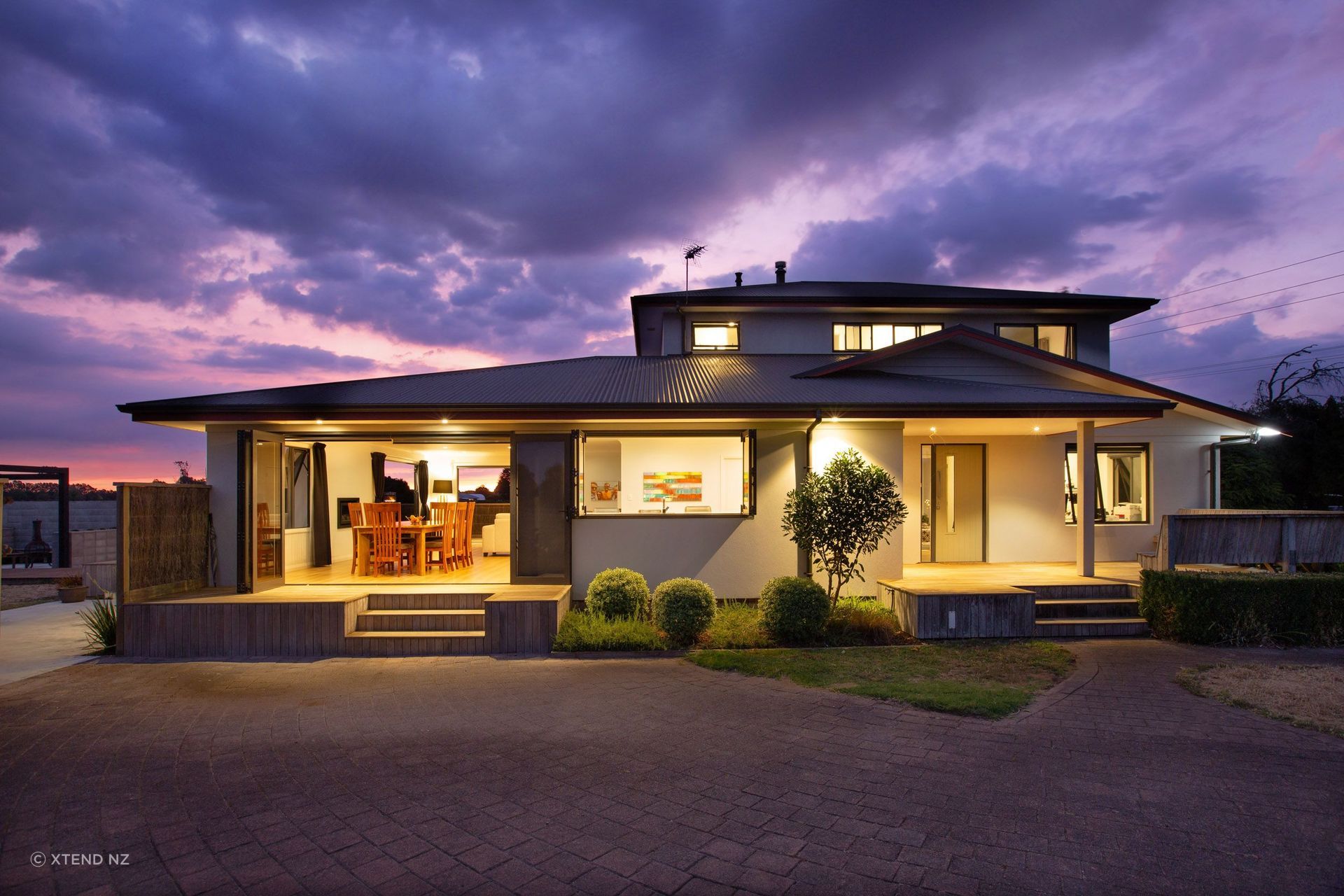 The owners of this Waikato home wanted a large open-plan kitchen for their family home, with a combined dining room and informal lounge to bring the family together.