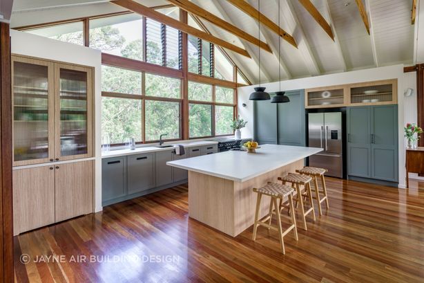 An exquisite display of modern sophistication, the Warner kitchen by Jayne Air Building Design harmonizes sleek aesthetics with practical design