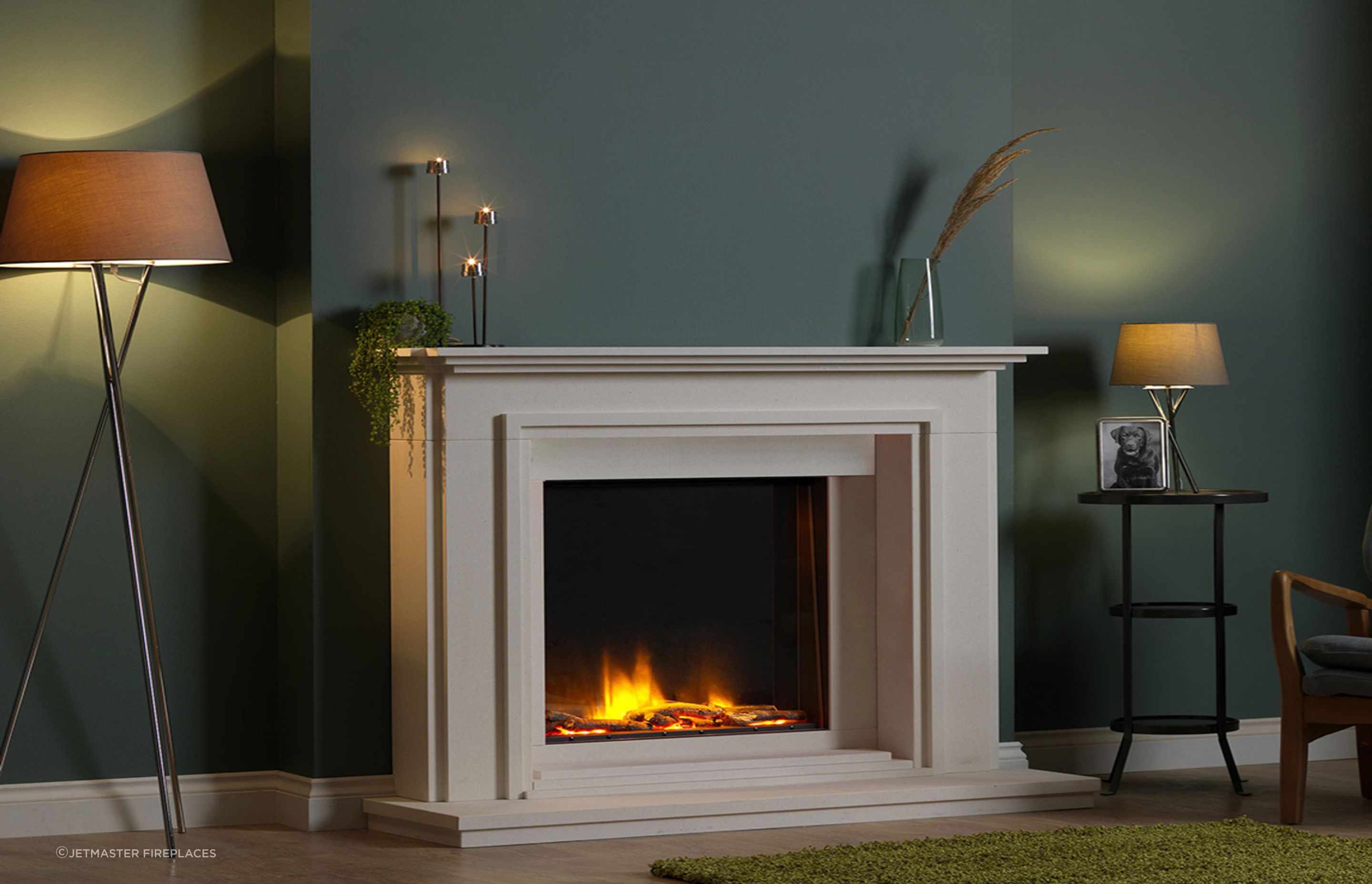 The Polaris 620E adds a contemporary touch to classic fireplace settings.