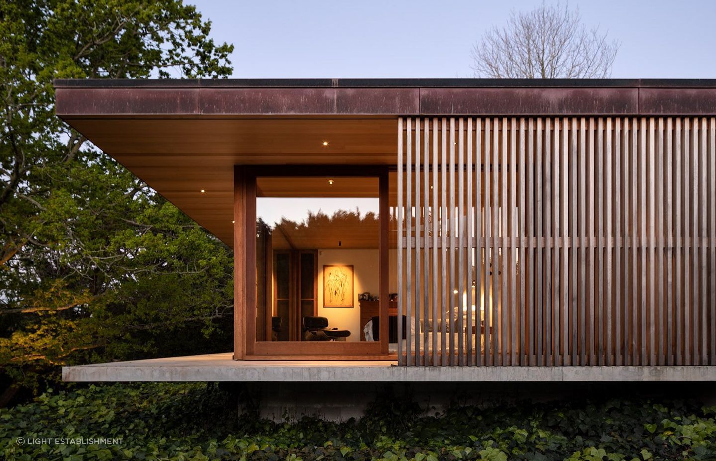 Minimalist but masterful, the Micro Reo X by Delta Light from light establishment.