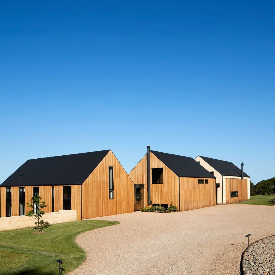 13 popular roof types in Australia in 2024: pros and cons