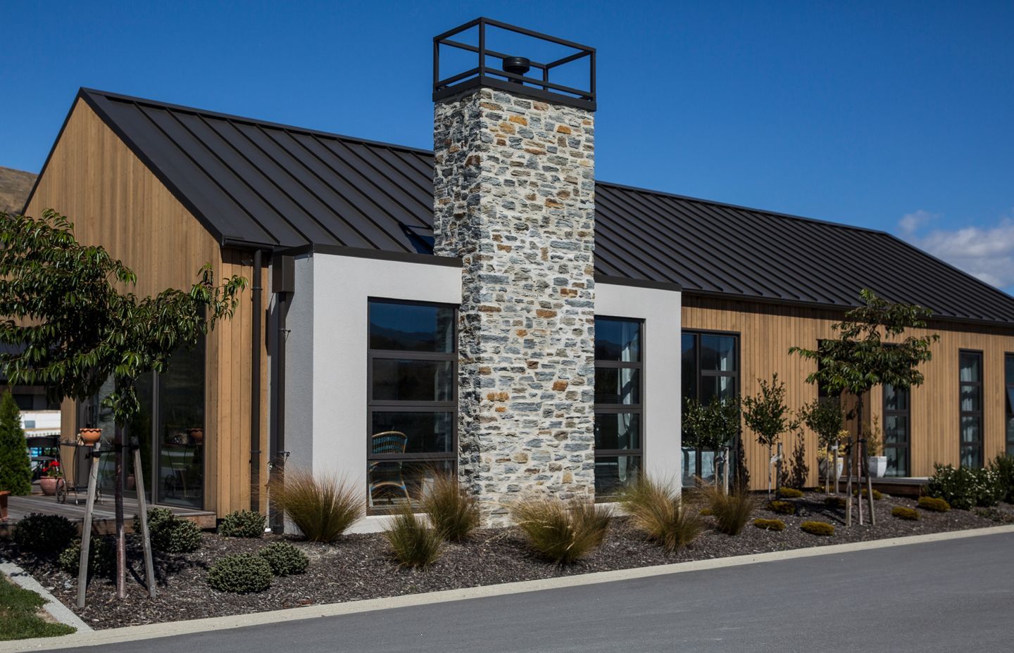 Blended Central Otago Schist by Island Stone.