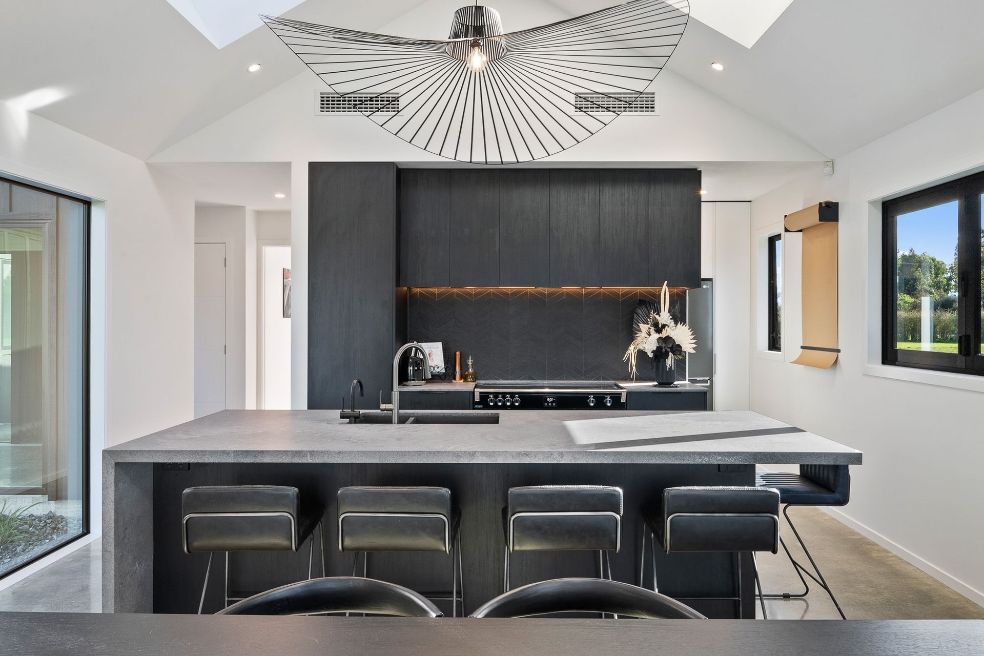 The Aranui Rd project interior showcases how a builder with attention to detail and high-level workmanship can deliver an outstanding finish.