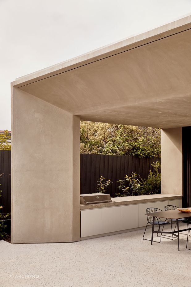 Deco House by Cera Stribley | Photo Credit: Martina Gemmola