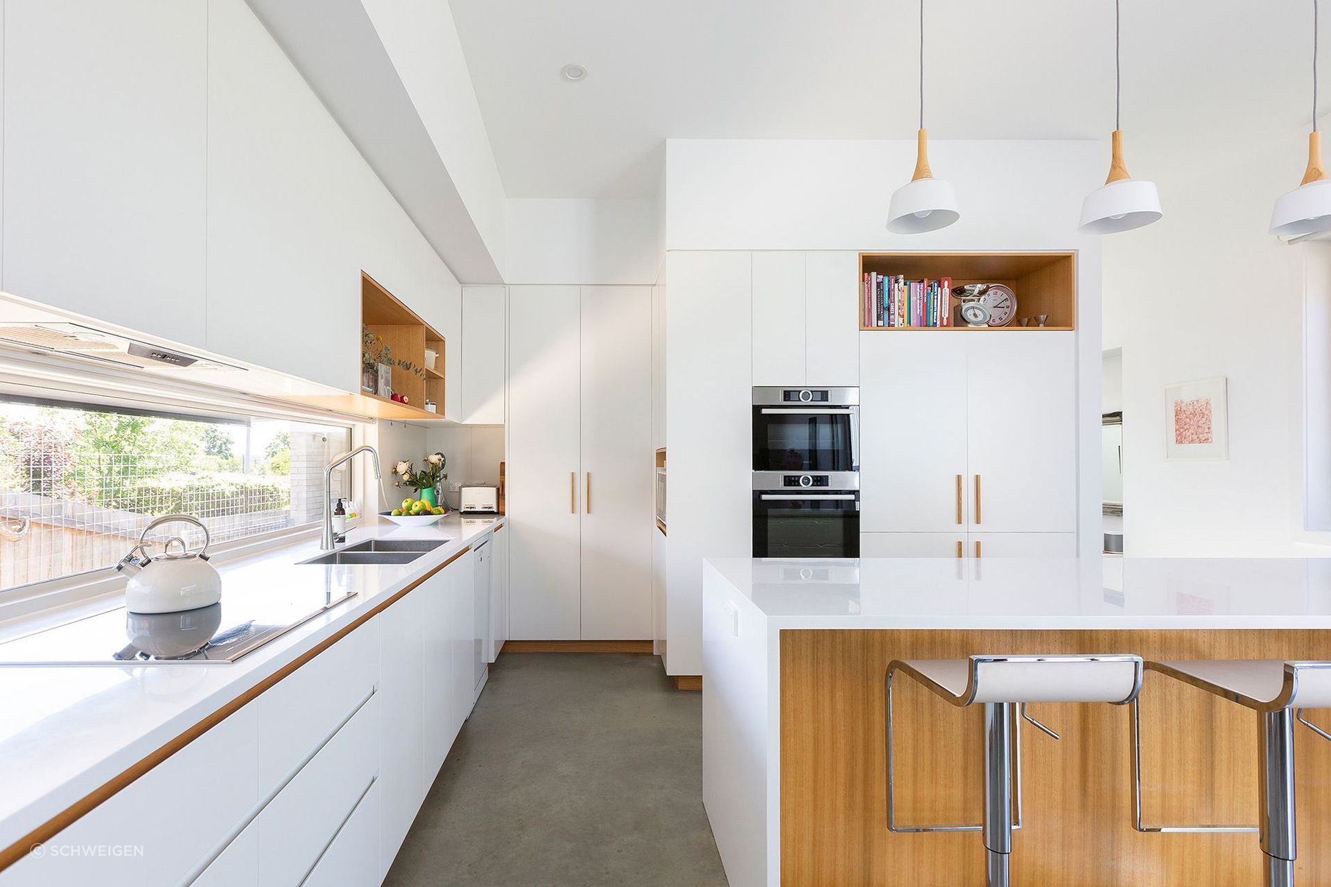 Kitchen by Rob Henry Architects & Walmsley Building featuring the UM1170-9S Silent Undermount Rangehood
