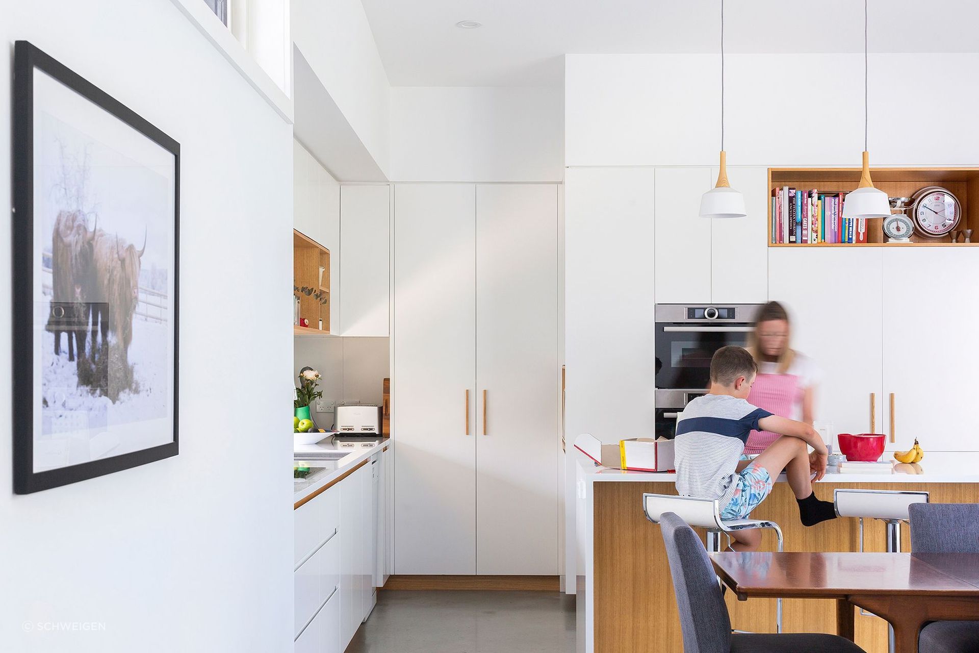 Kitchen by Rob Henry Architects & Walmsley Building featuring the UM1170-9S Silent Undermount Rangehood