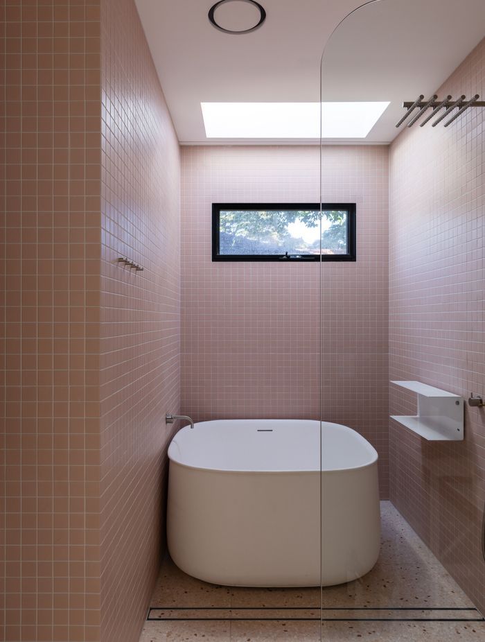 Balgowlah Heights Residence by North Harbour Building features Expella Inline ventilation systems with EMF Inline Mixed Flow fans.