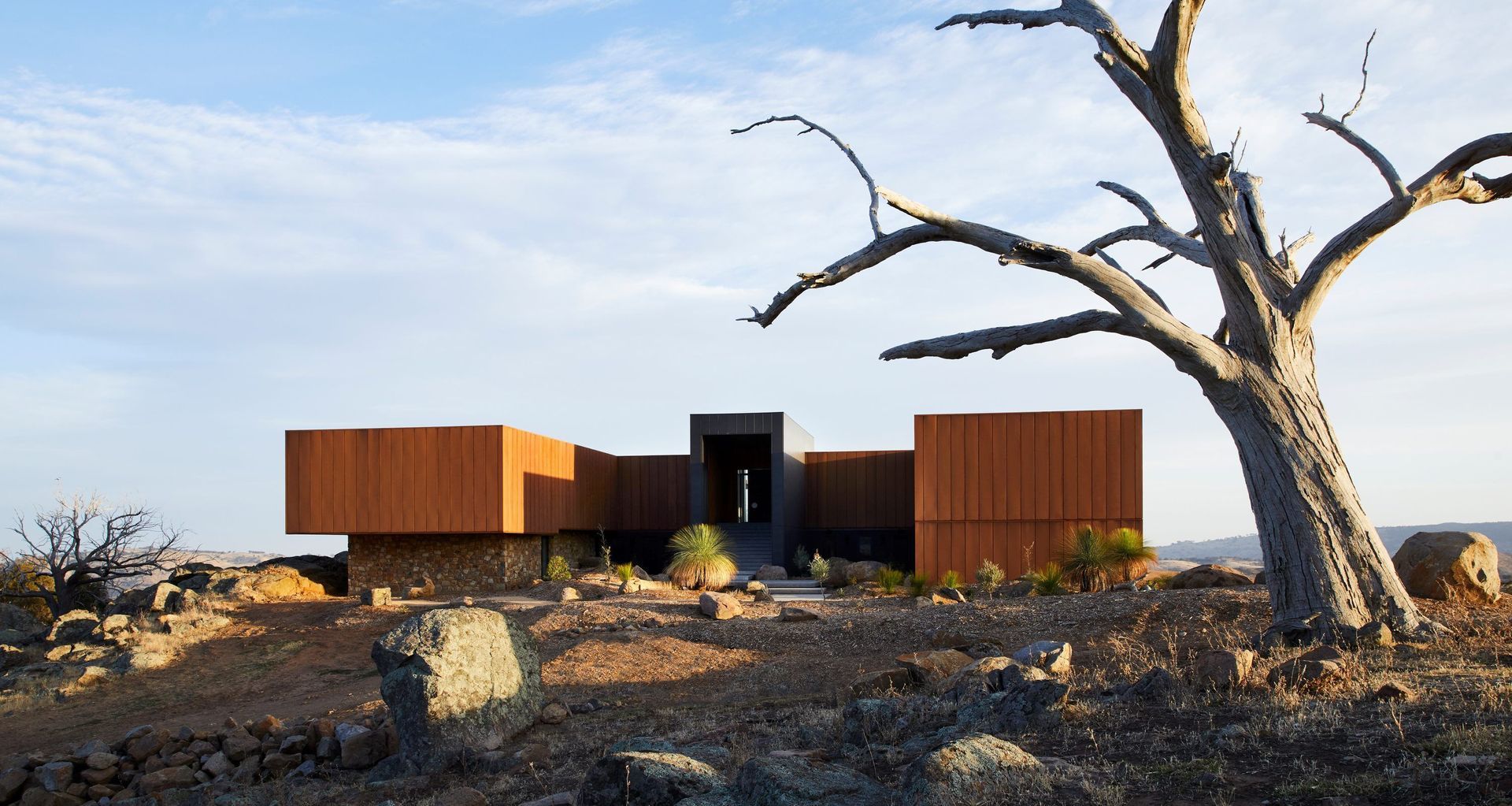 A spectacular new country home in Victoria by My Architect. | Photography: Armelle Habib