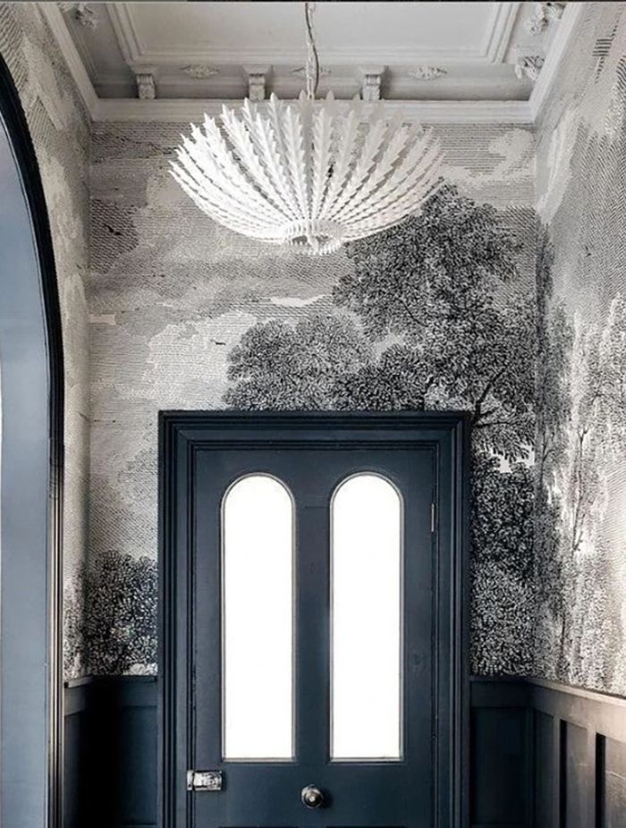 Visual Comfort AERIN Hampton Chandelier by Oscar and Mila