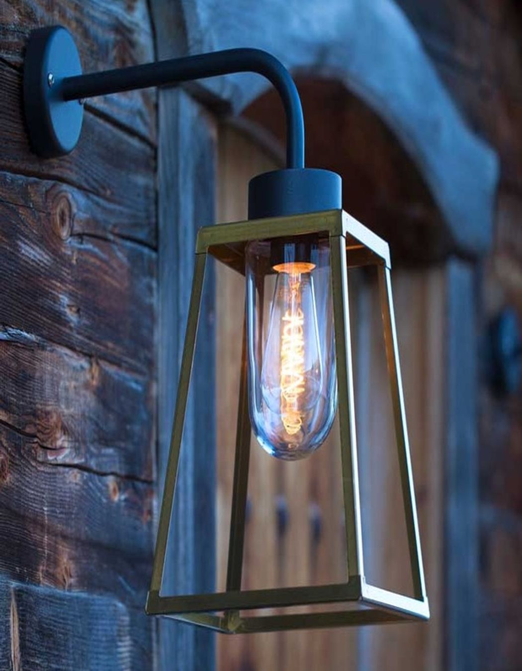 Solid brass is a popular outdoor wall light material.