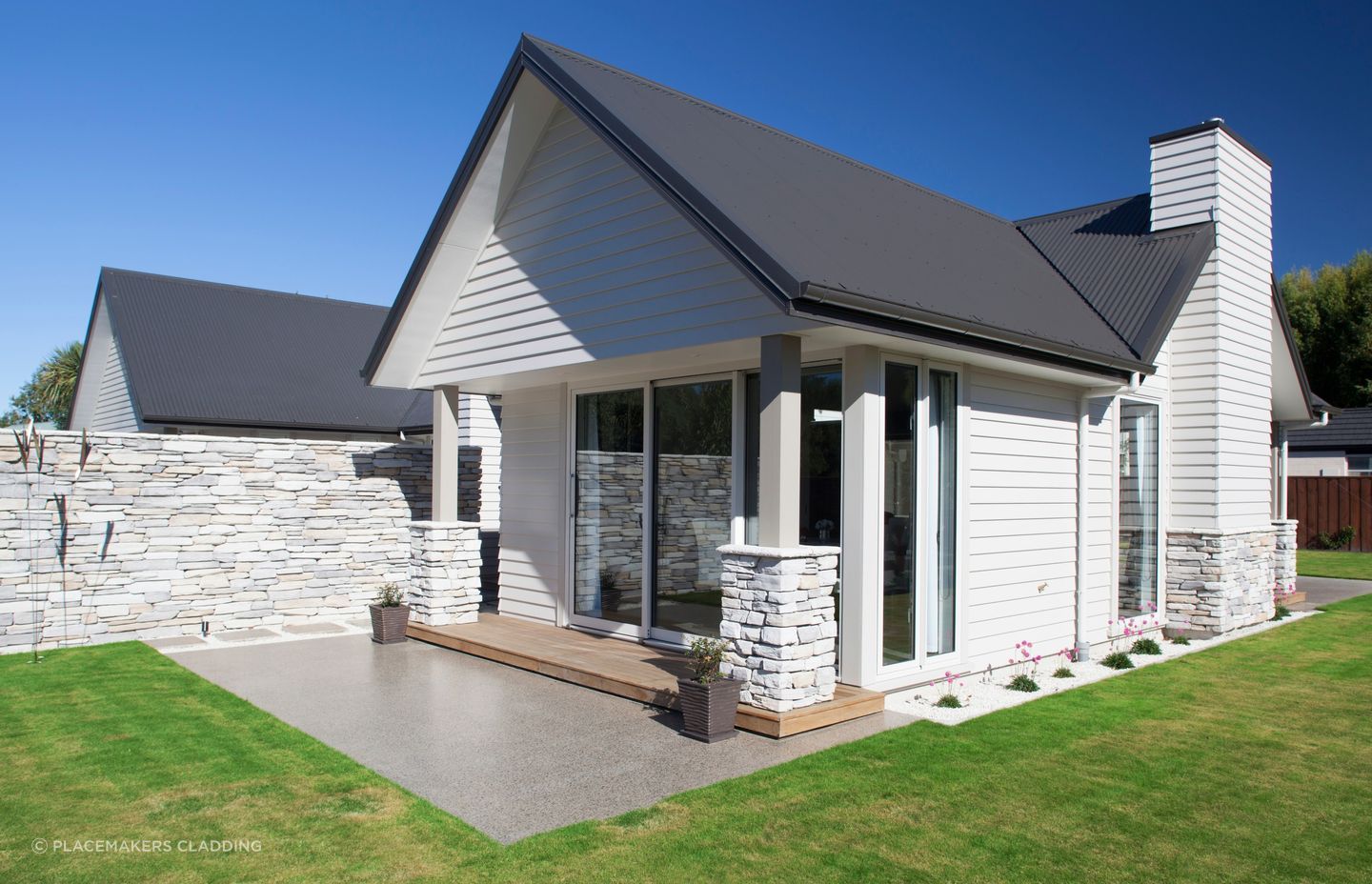 Palliside uPVC Weatherboards By Dynex from PlaceMakers Cladding.