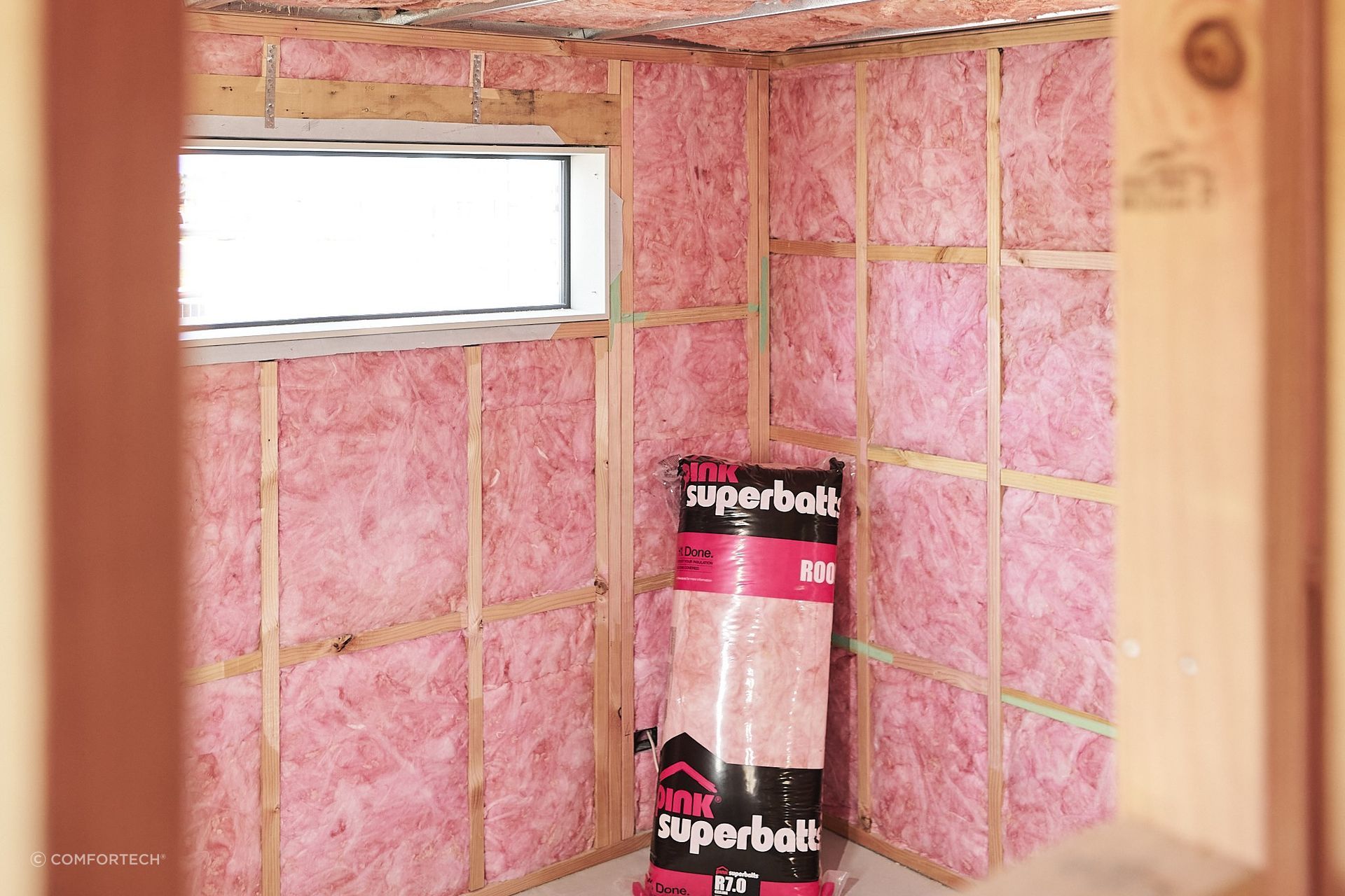 A trusted option like PINK® SUPERBATTS® Insulation is a great way ensure your bathroom walls retain heat in your space.