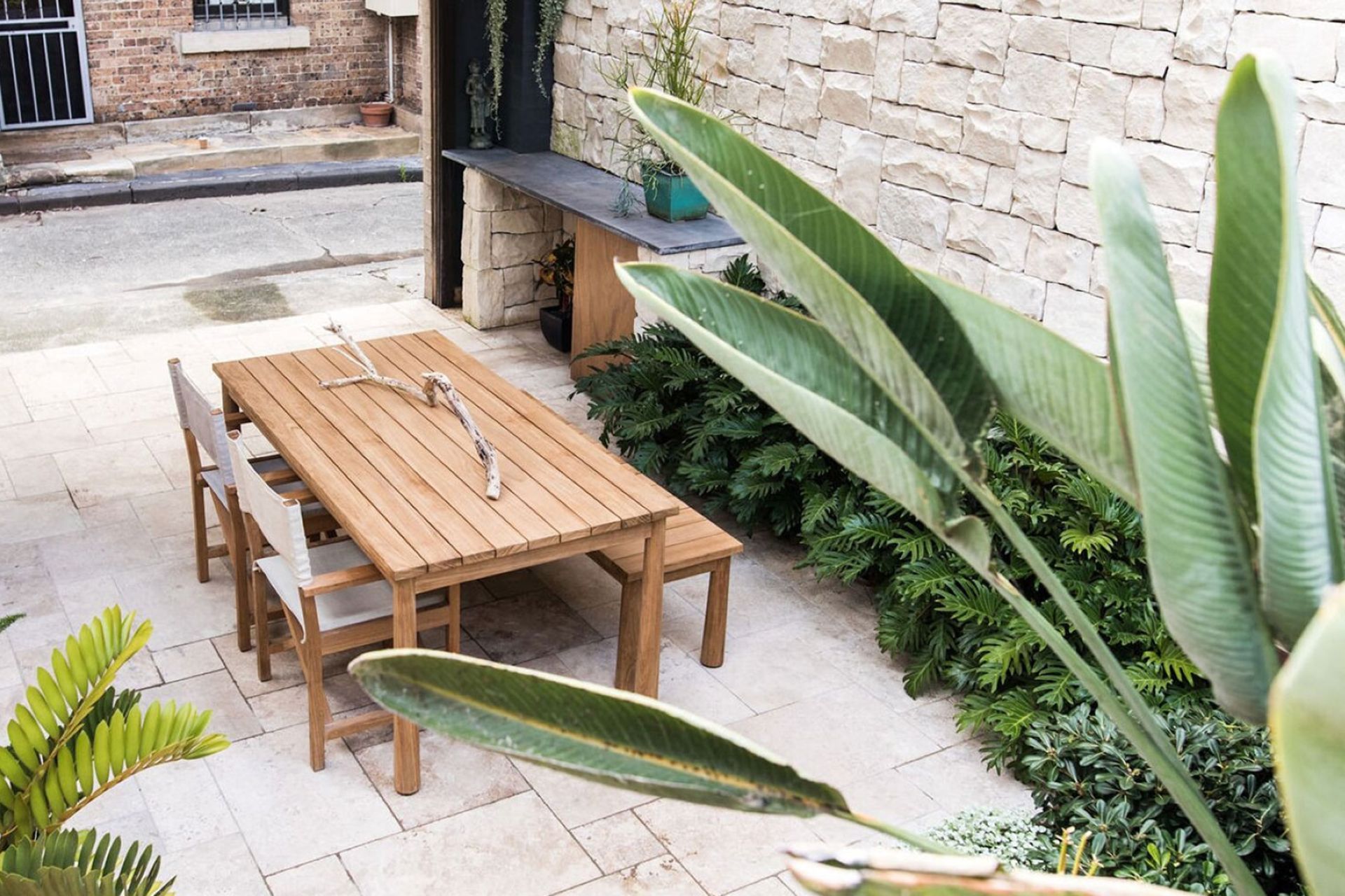 Ravello® Travertine natural stone flooring tiles feature a warm, cream hue that elegantly enhances a space.