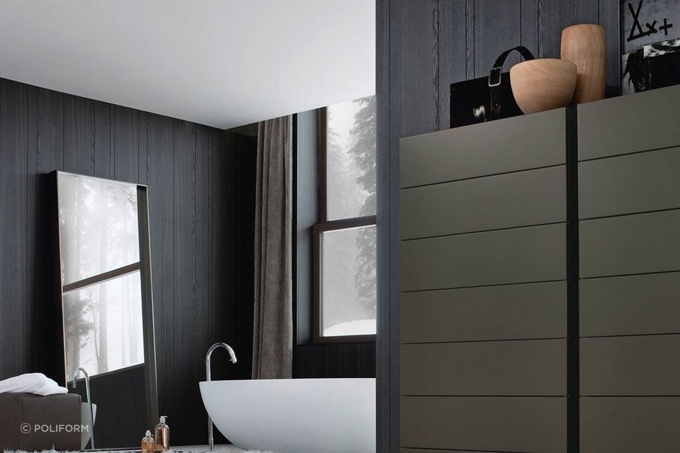 Sara Mirror
By Poliform