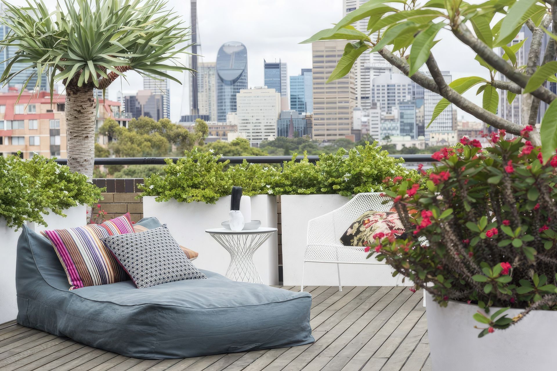 ScaledSG-POTTS-POINT-ROOFTOP-28-10-20150196-1-1024x683-standard-scale-200x.jpg
