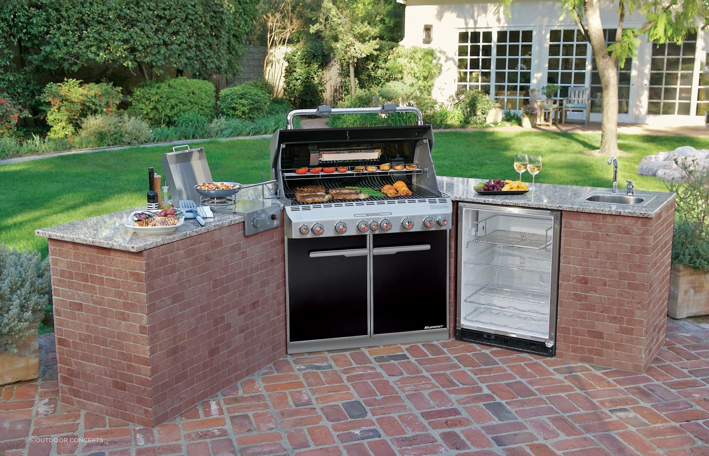 Summit E-660 Built-in Gas Grill by Weber will get your party started in no time.