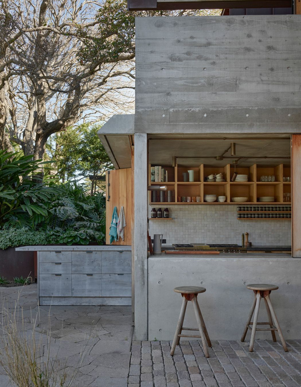 Backdune House featuring Porphyry Baguettes and Crazy Paving.