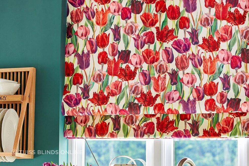 Tuiss-Blinds-Online-2022-Emma-Bridgewater-Tulips-Pink-Close-Up-4-edited-1024x1024.jpg